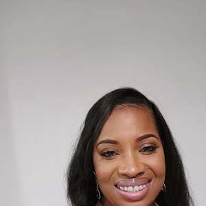 Meet your Posher, Lacole